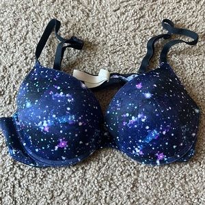 Victoria’s Secret Pink Wear Everywhere Push Up Bra